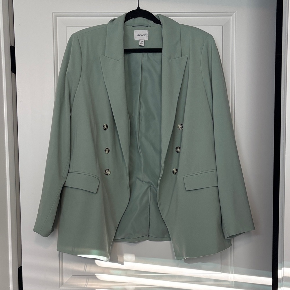 Nine West Light Green Blazer